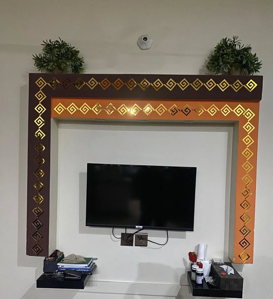 Versace Style Acrylic Mirror Border